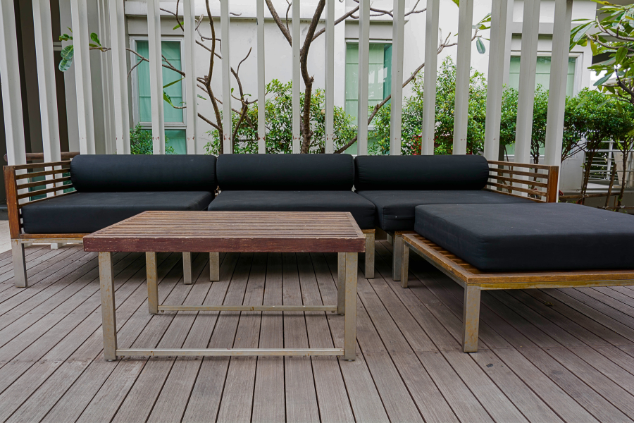 Don't-Buy-New-Outdoor Furniture When You Can Clean Thems